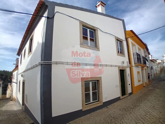 Moradia T3 para Venda em Alegrete Foto 2