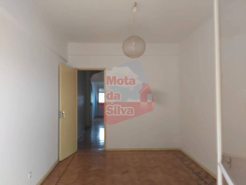 Apartamento T3 para Venda em Marvila Foto 7