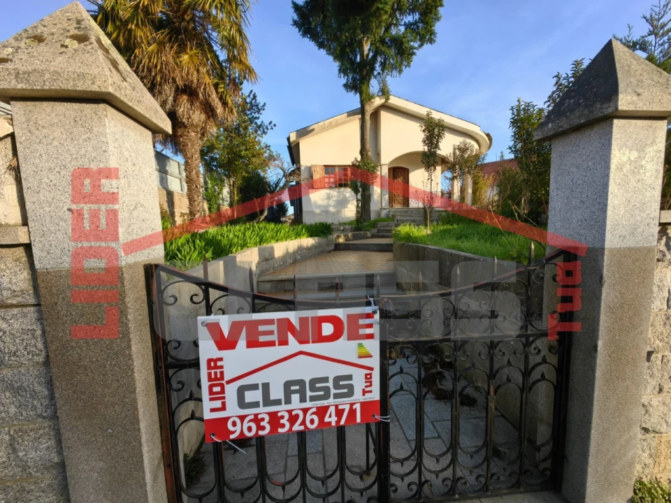 Moradia T5 para Venda em Mogadouro, Valverde, Vale de Porco e Vilar de Rei Foto 2