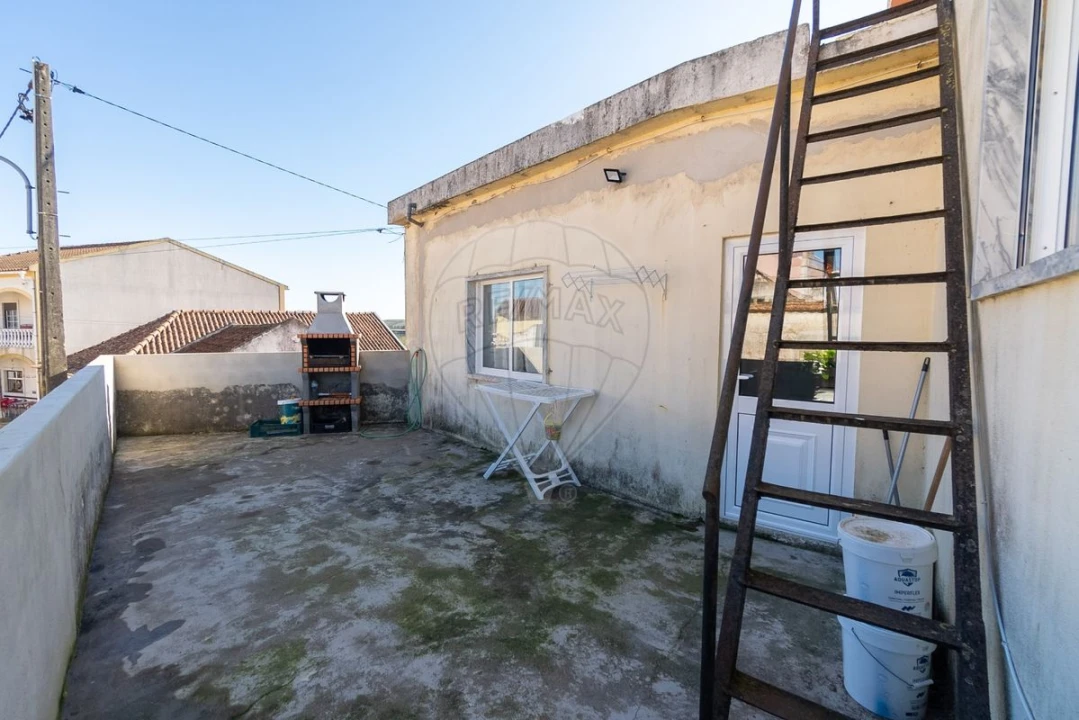 Moradia T3 para Venda em Vermelha Foto 27