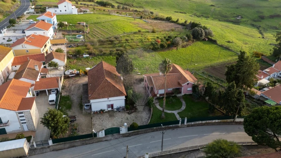 Terreno para Venda em Carvoeira e Carmões Foto 9