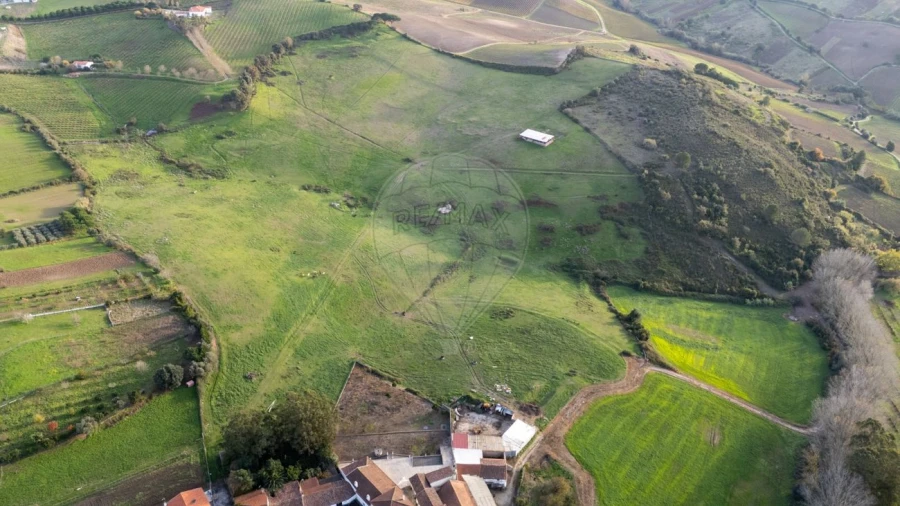 Terreno para Venda em Carvoeira e Carmões Foto 6