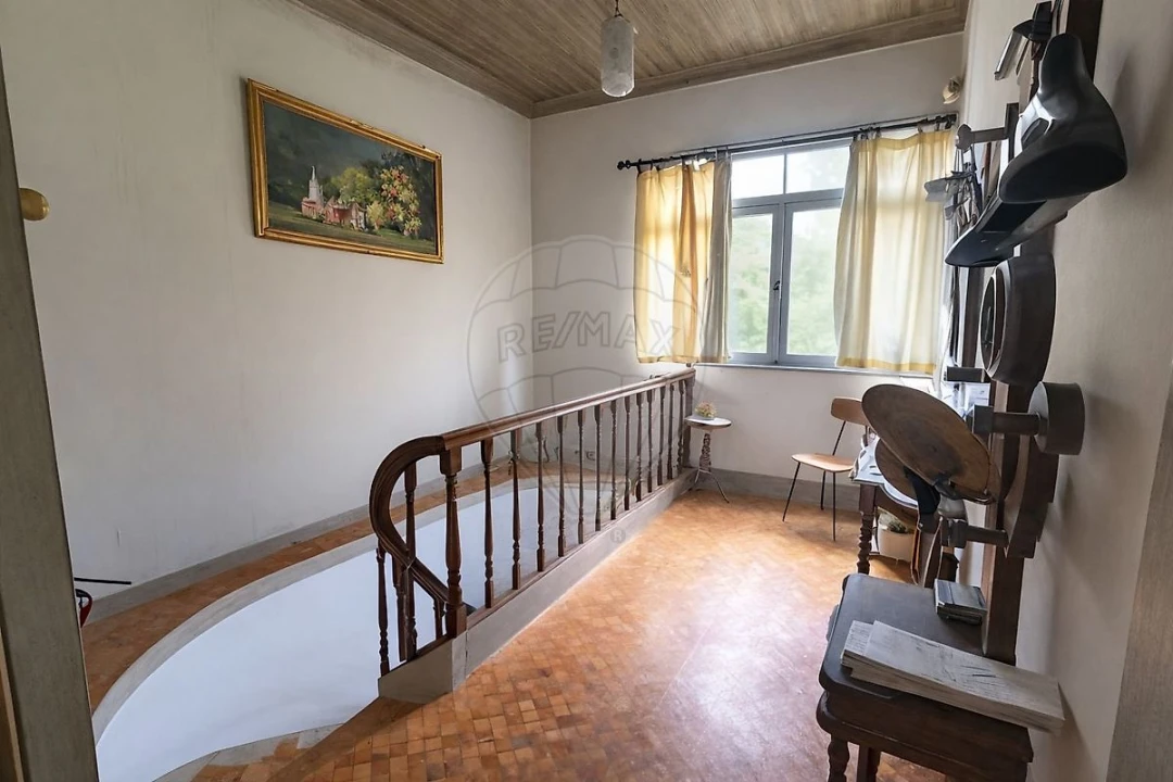 Moradia T6 para Venda em Luso Foto 12