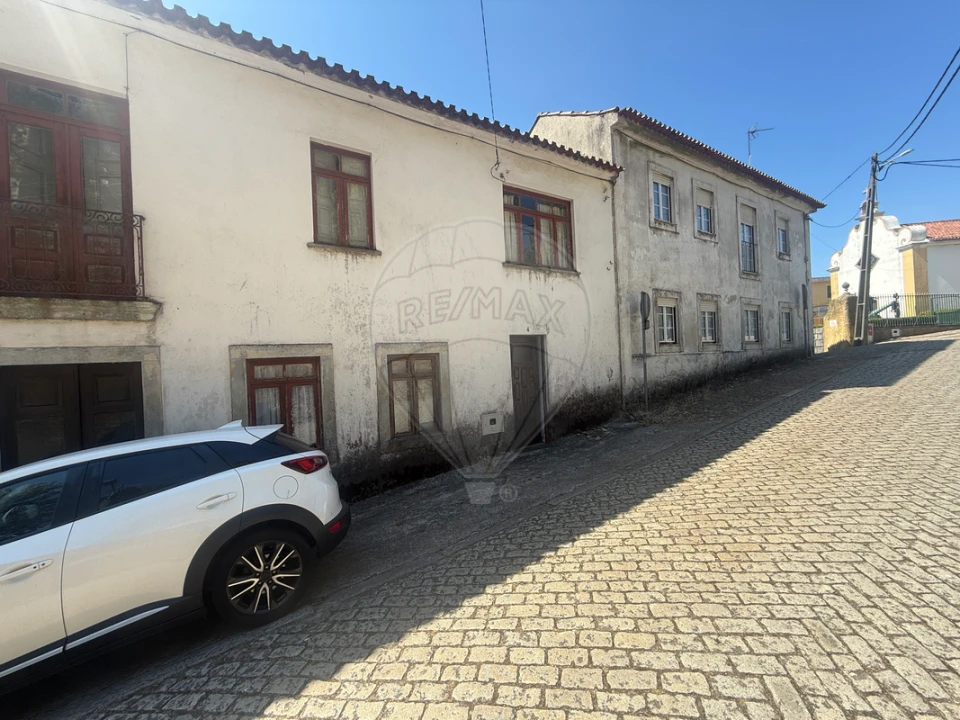 Moradia T6 para Venda em Luso Foto 1