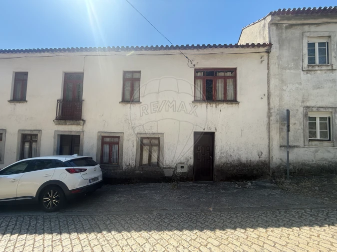 Moradia T6 para Venda em Luso