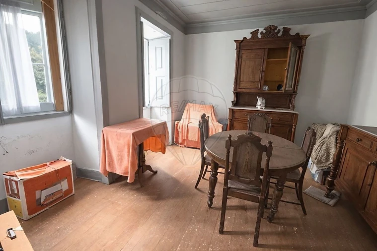 Moradia T6 para Venda em Luso Foto 5