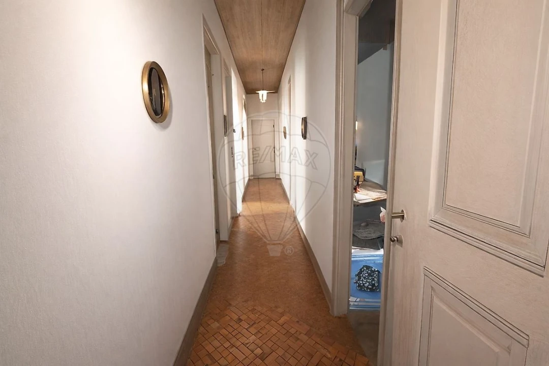 Moradia T6 para Venda em Luso Foto 10