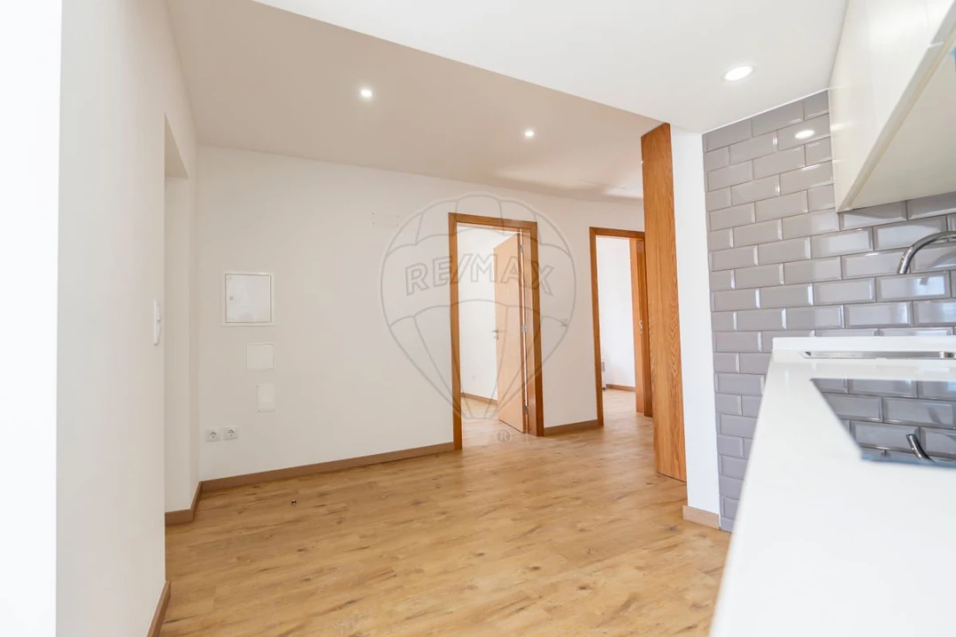 Moradia T4 para Venda em Guilhufe e Urrô Foto 9