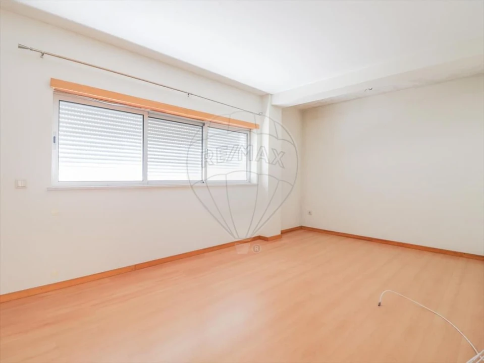 Apartamento T2 para Venda em Buarcos Foto 7