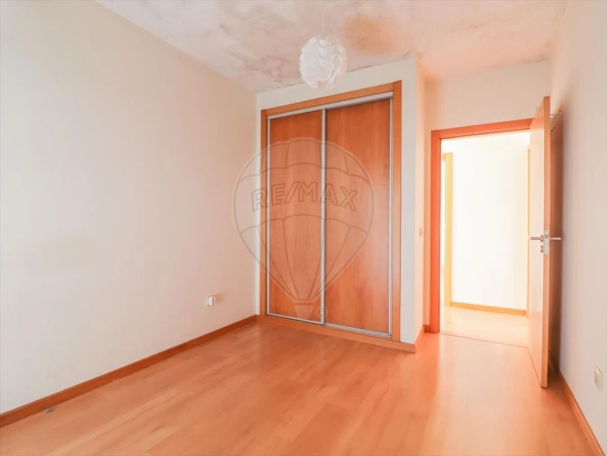 Apartamento T2 para Venda em Buarcos Foto 8