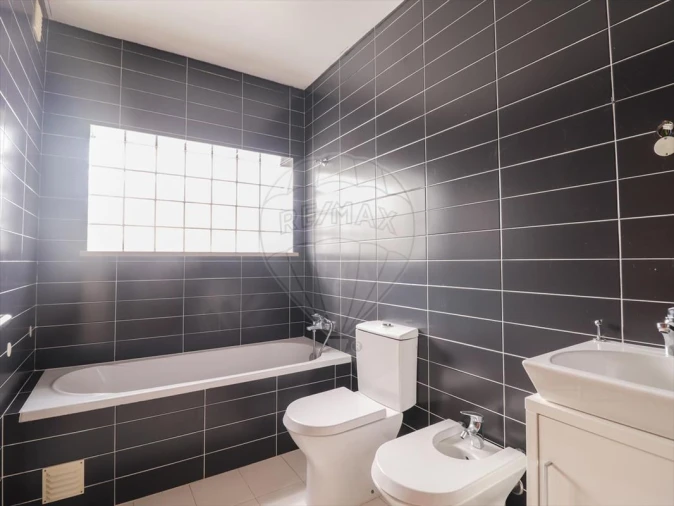 Apartamento T2 para Venda em Buarcos Foto 12