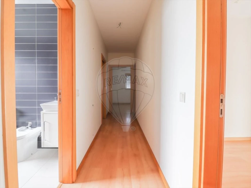 Apartamento T2 para Venda em Buarcos Foto 14