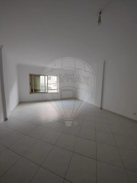 Apartamento T2 para Venda em Tavarede