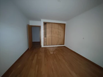 Apartamento T2 para Venda em Tavarede