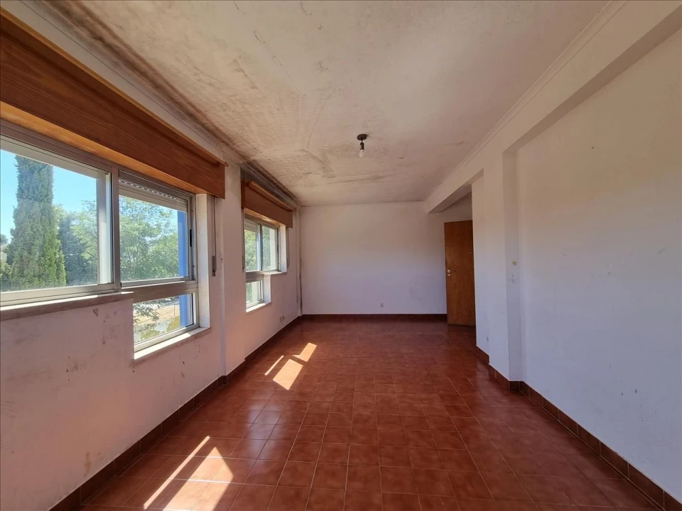 Apartamento T3 para Venda em Alcabideche Foto 4