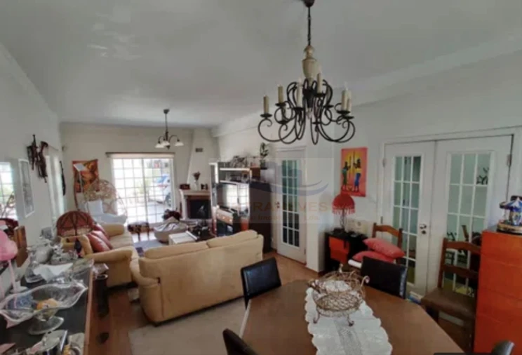 Moradia T4 para Venda em Ajuda Foto 14