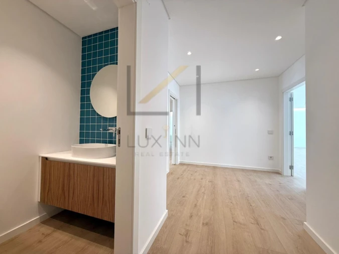 Apartamento T3 para Venda em Carcavelos e Parede Foto 10