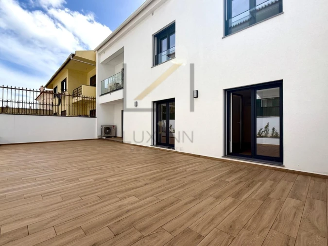 Apartamento T3 para Venda em Carcavelos e Parede Foto 23
