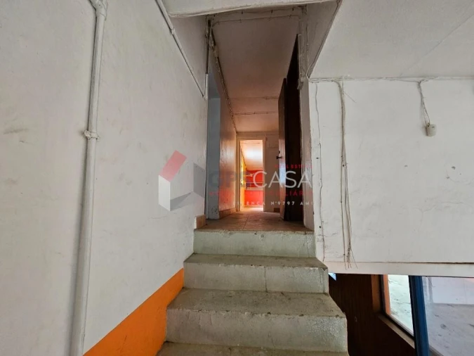 Armazém para Venda em Praia da Vitoria (Santa Cruz) Foto 35