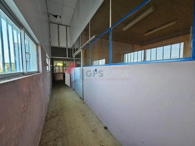 Armazém para Venda em Praia da Vitoria (Santa Cruz) Foto 36