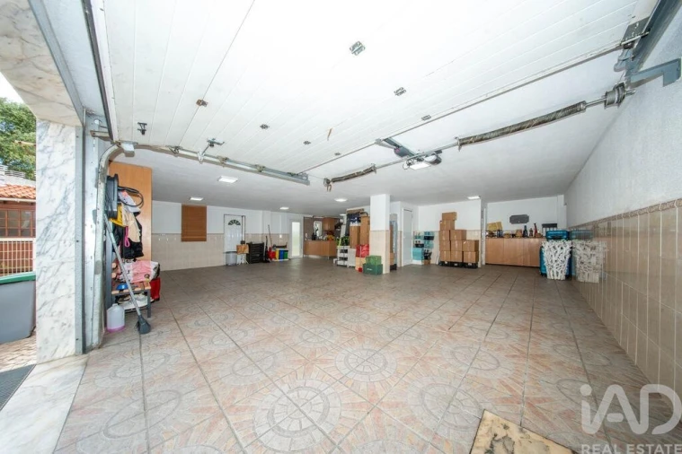 Moradia T4 para Venda em Ramada e Caneças Foto 22