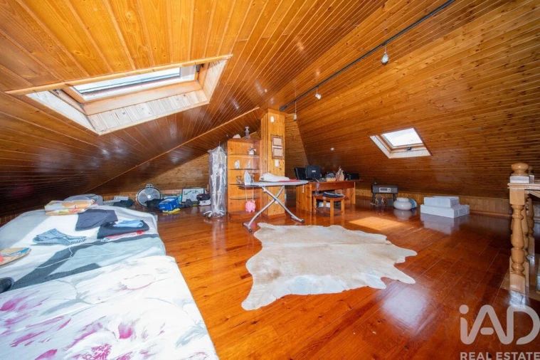 Moradia T4 para Venda em Ramada e Caneças Foto 25