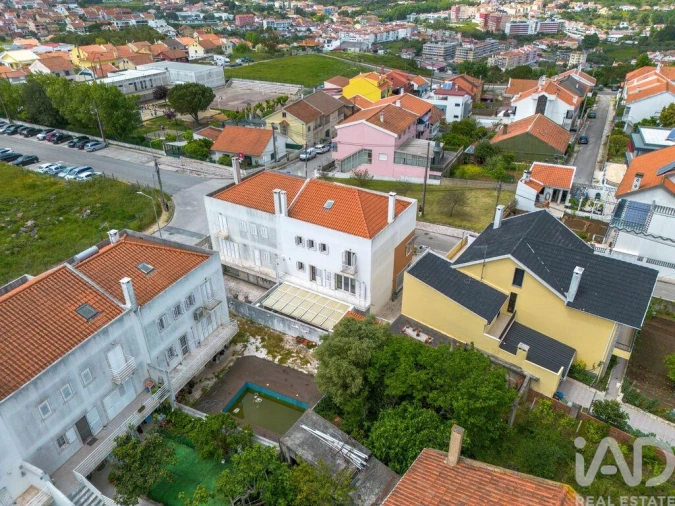 Moradia T4 para Venda em Ramada e Caneças Foto 29