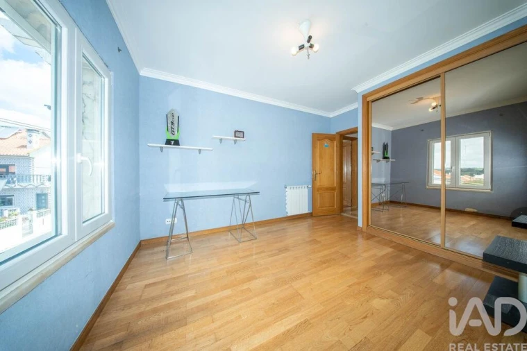 Moradia T4 para Venda em Ramada e Caneças Foto 19