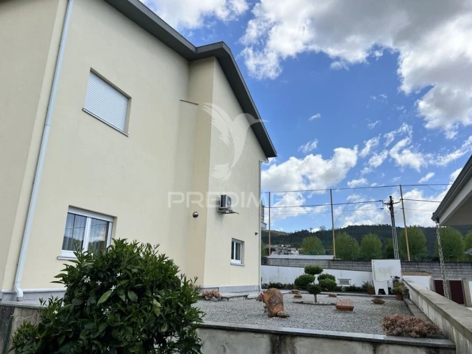 Moradia para Venda em Vale (São Cosme), Telhado e Portela Foto 9