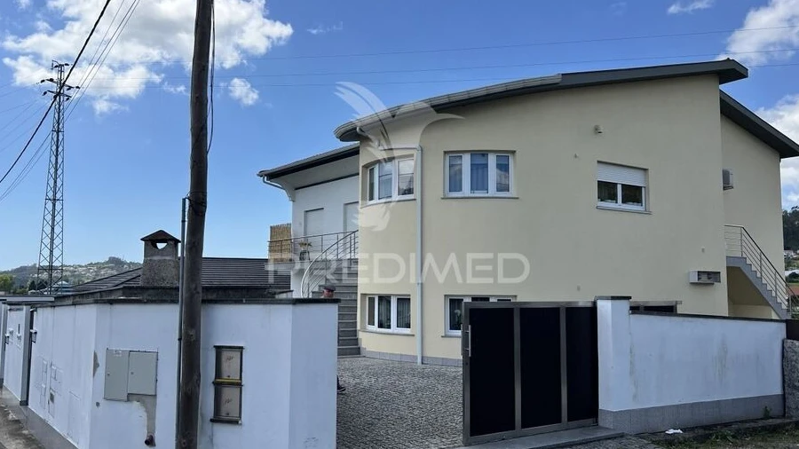 Moradia para Venda em Vale (São Cosme), Telhado e Portela