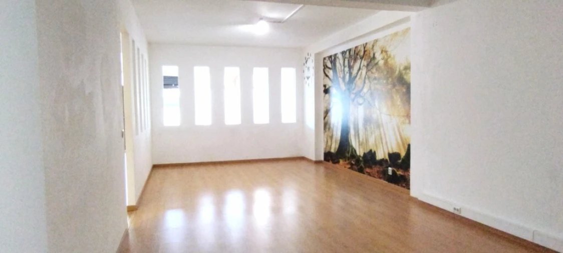 Loja para Venda em Baguim do Monte (Rio Tinto) Foto 7