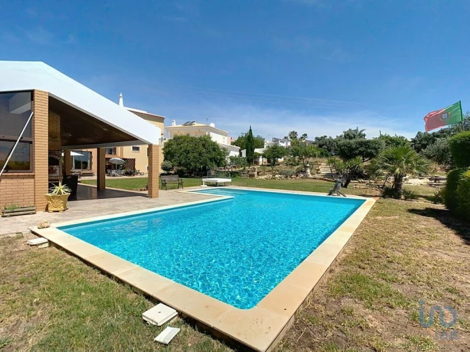 Moradia T5 para Venda em Portimão Foto 14