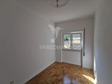 Apartamento T4 para Venda em Abrantes (São Vicente e São João) e Alferrarede