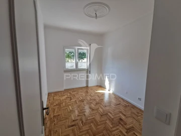 Apartamento T4 para Venda em Abrantes (São Vicente e São João) e Alferrarede