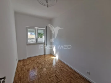 Apartamento T4 para Venda em Abrantes (São Vicente e São João) e Alferrarede
