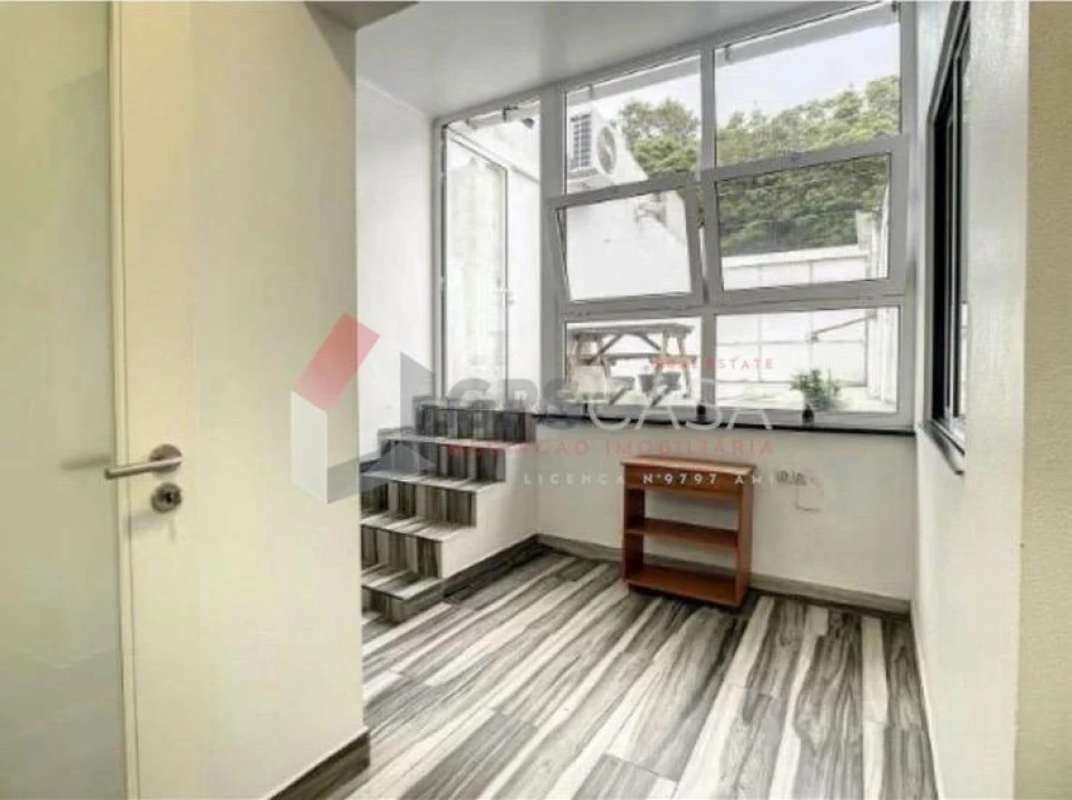 Apartamento T1 para Venda em Praia da Vitoria (Santa Cruz) Foto 3