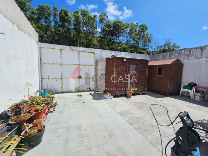 Apartamento T1 para Venda em Praia da Vitoria (Santa Cruz) Foto 12