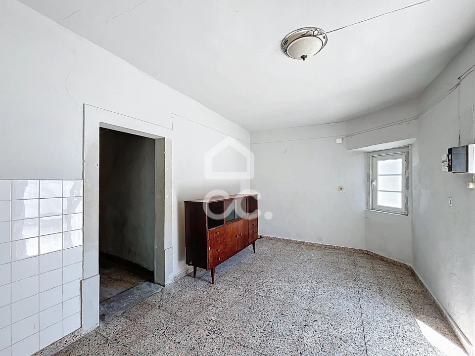 Moradia T1 para Venda em Santa Catarina Foto 6