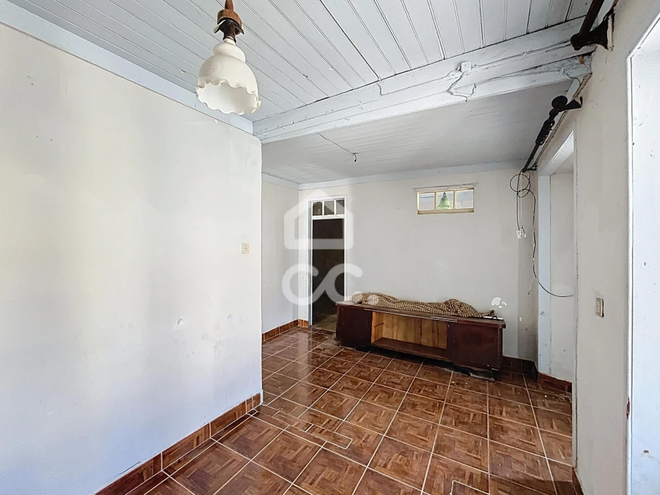 Moradia T1 para Venda em Santa Catarina Foto 9