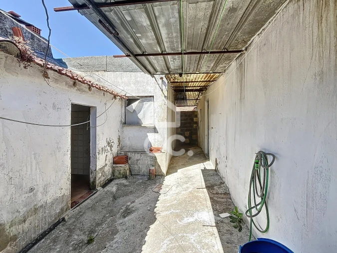 Moradia T1 para Venda em Santa Catarina Foto 19