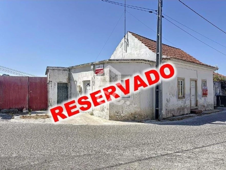 Moradia T1 para Venda em Santa Catarina Foto 1