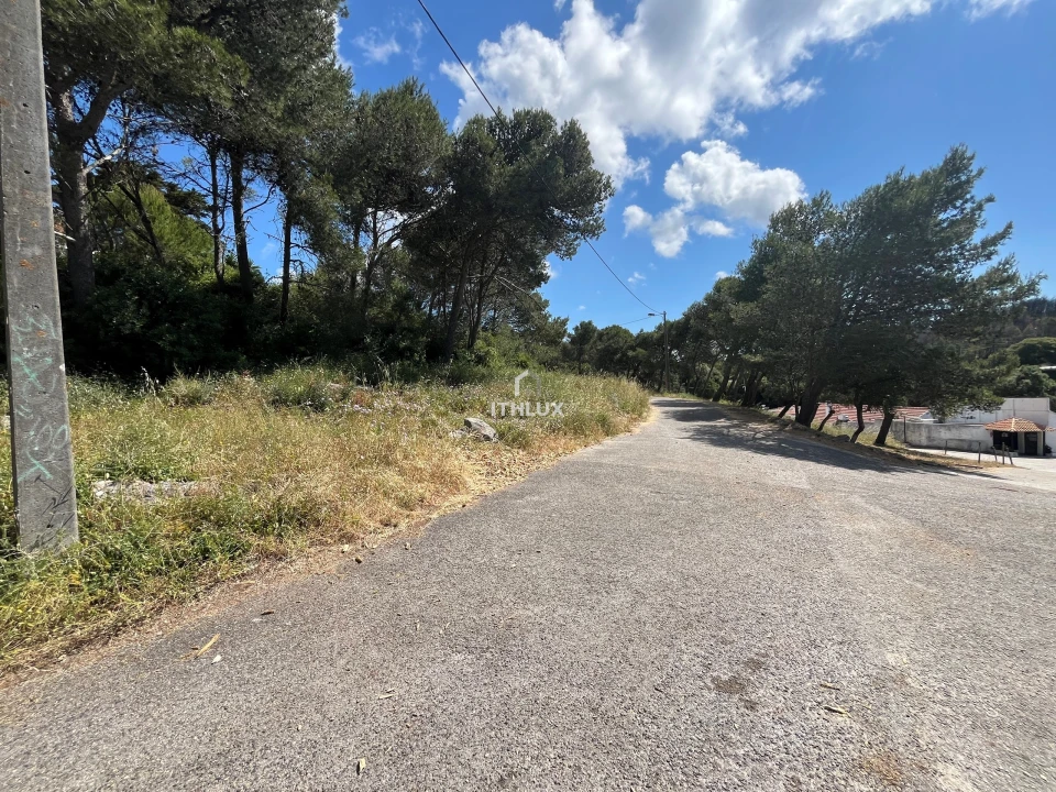 Terreno para Venda em Alcabideche Foto 6