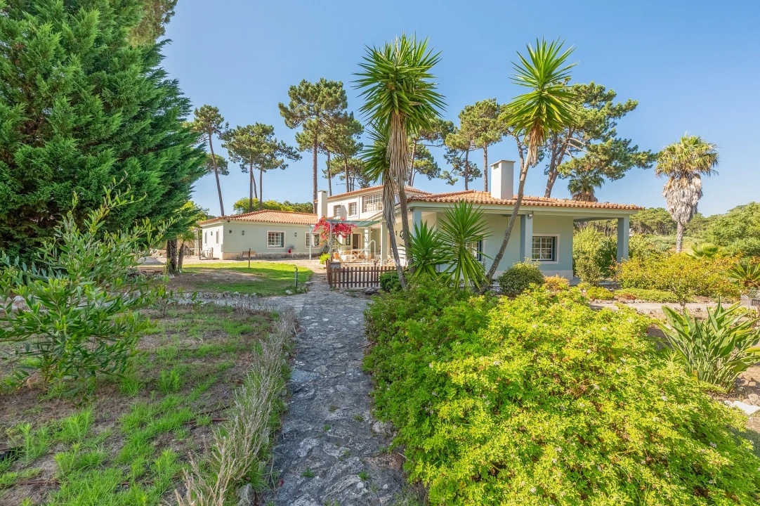 Quinta T4 para Venda em Colares Foto 4