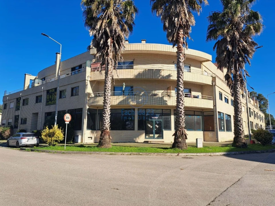 Negócio para Venda em Madalena Foto 1