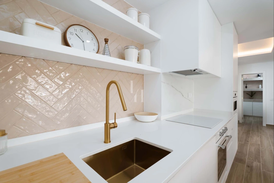 Apartamento T2 para Arrendamento férias em Quarteira Foto 17