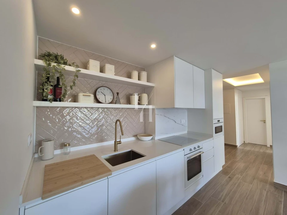 Apartamento T2 para Arrendamento férias em Quarteira Foto 11