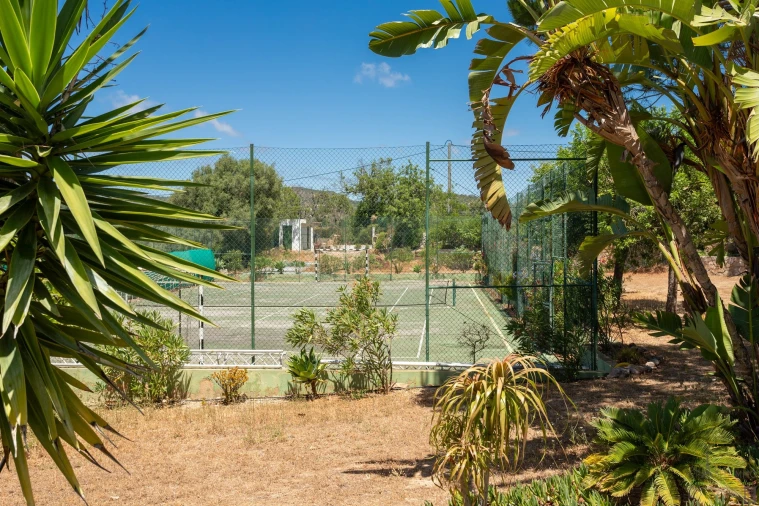 Moradia T4 para Venda em Santa Barbara de Nexe Foto 57