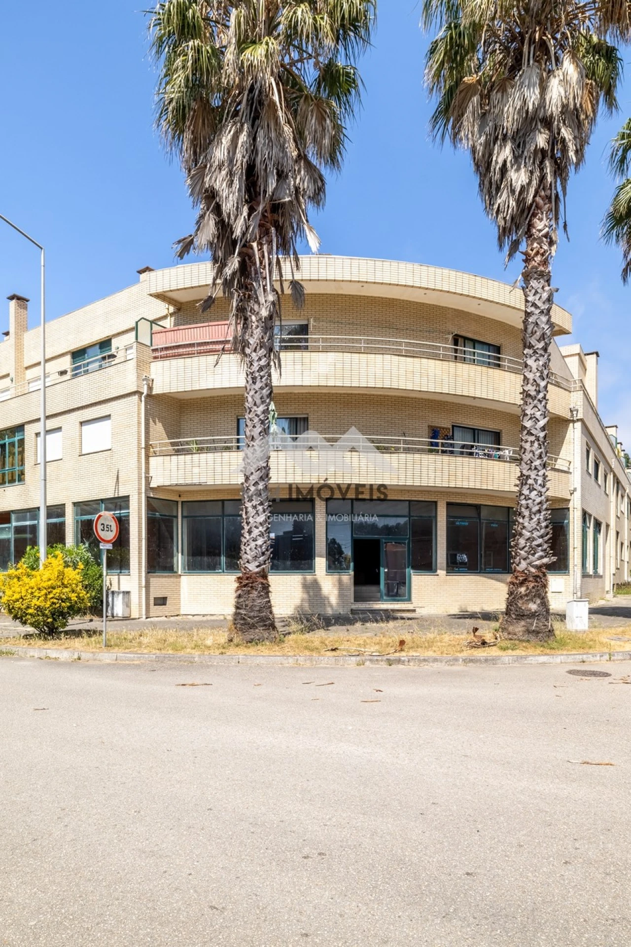 Negócio para Venda em Madalena Foto 2