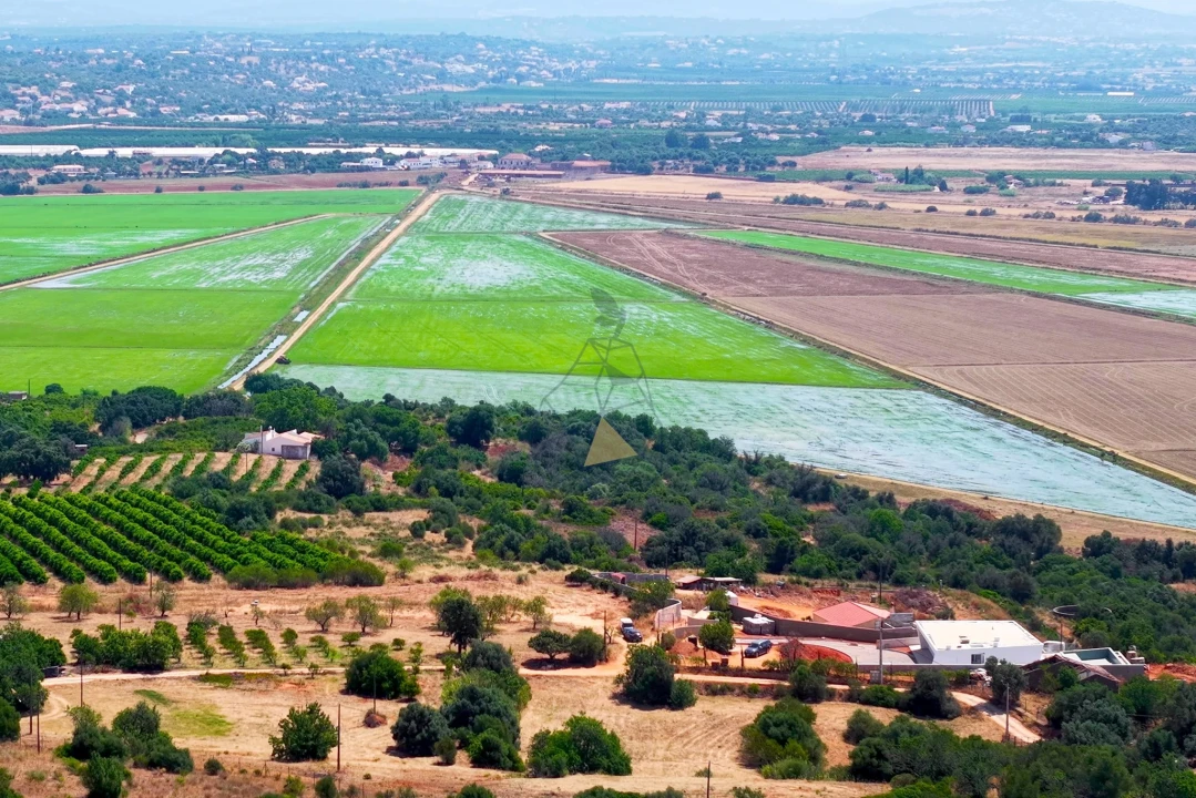 Moradia T4 para Venda em São Silvestre Foto 44