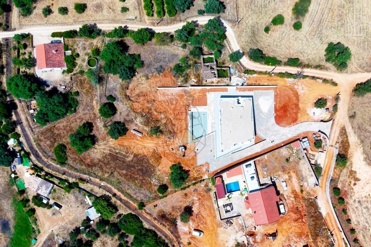 Moradia T4 para Venda em São Silvestre Foto 51
